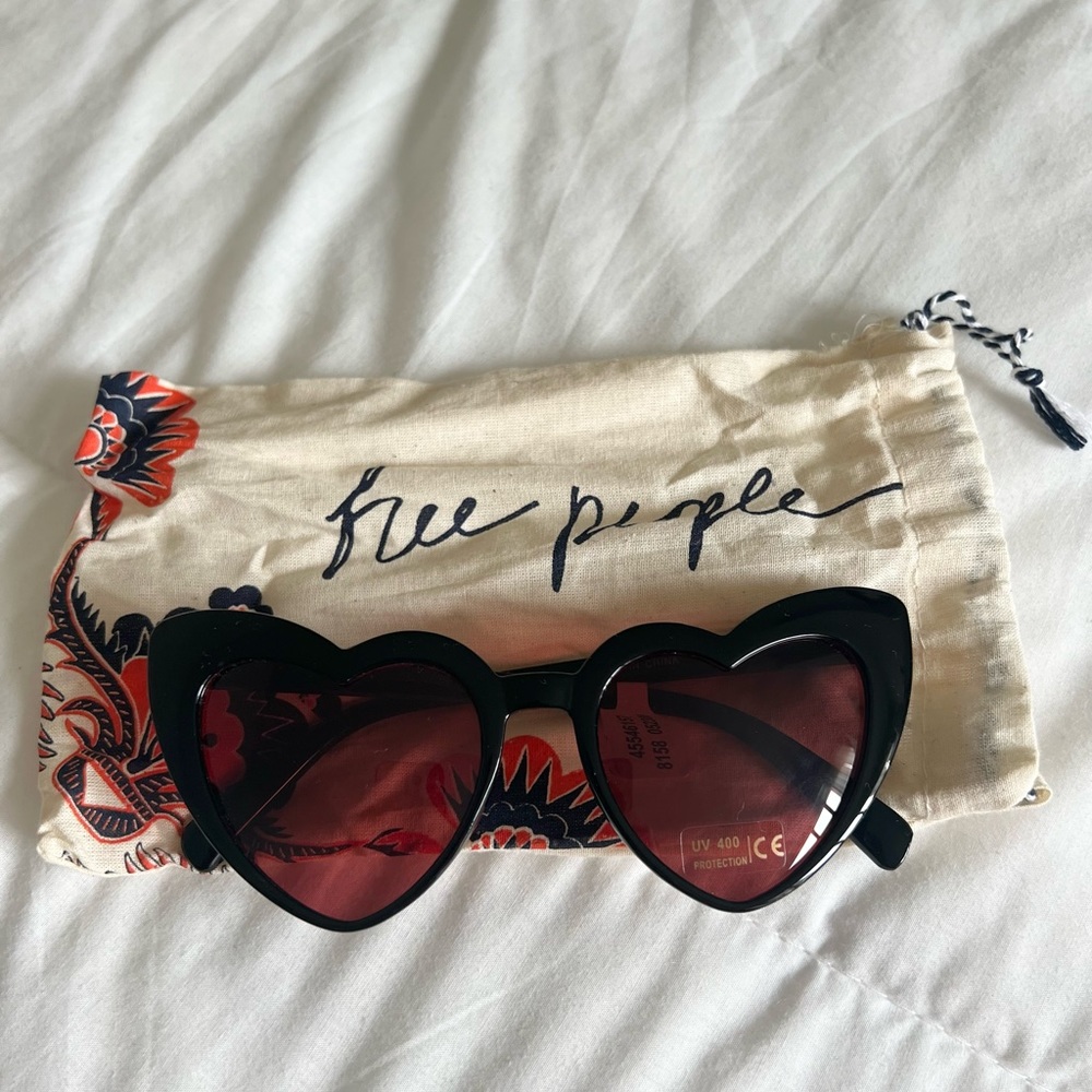 Free People heart sunglasses